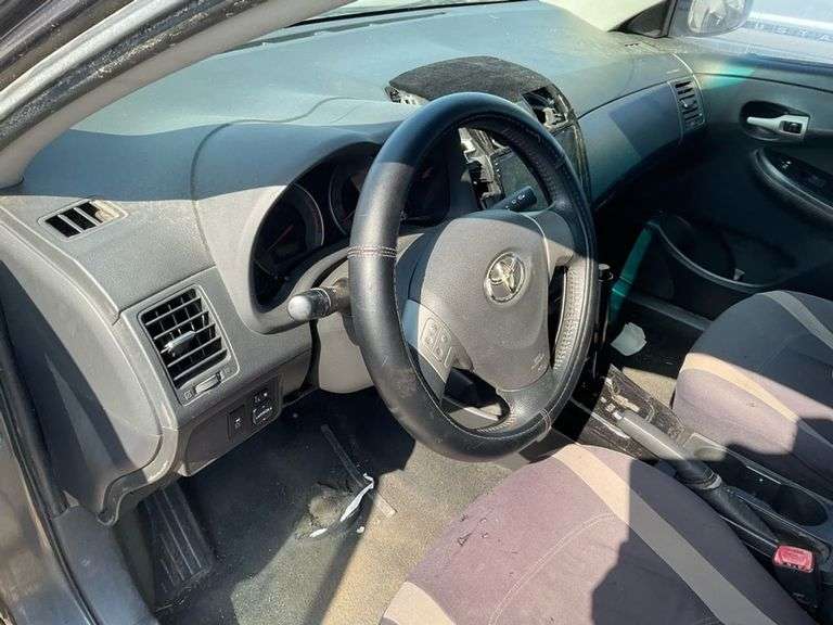 2010 TOYOTA  COROLLA