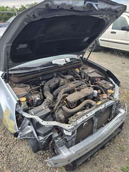 2013 SUBARU  LEGACY