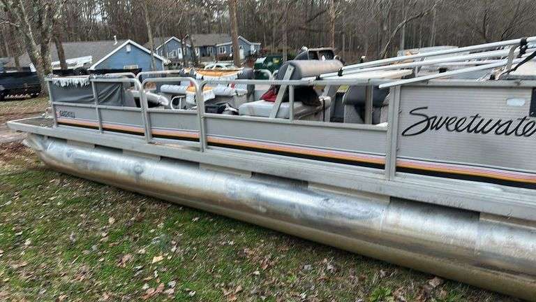 - SWEETWATER  PONTOON