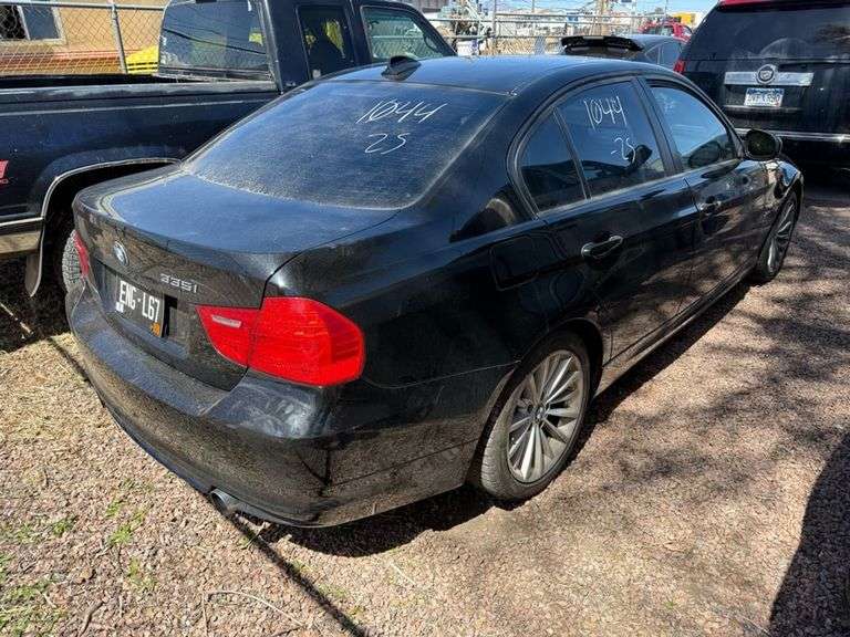 TITLE - 2011 BMW  335I