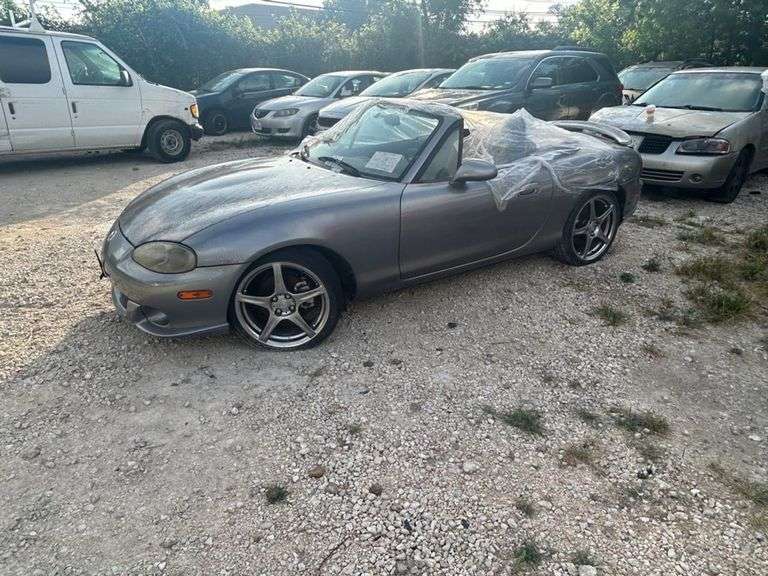 2004 MAZDA  MX5