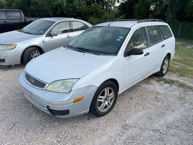 2005 FORD  FOCUS