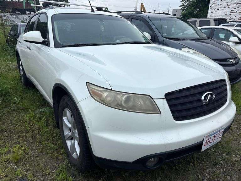 2004 INFINITI  FX35