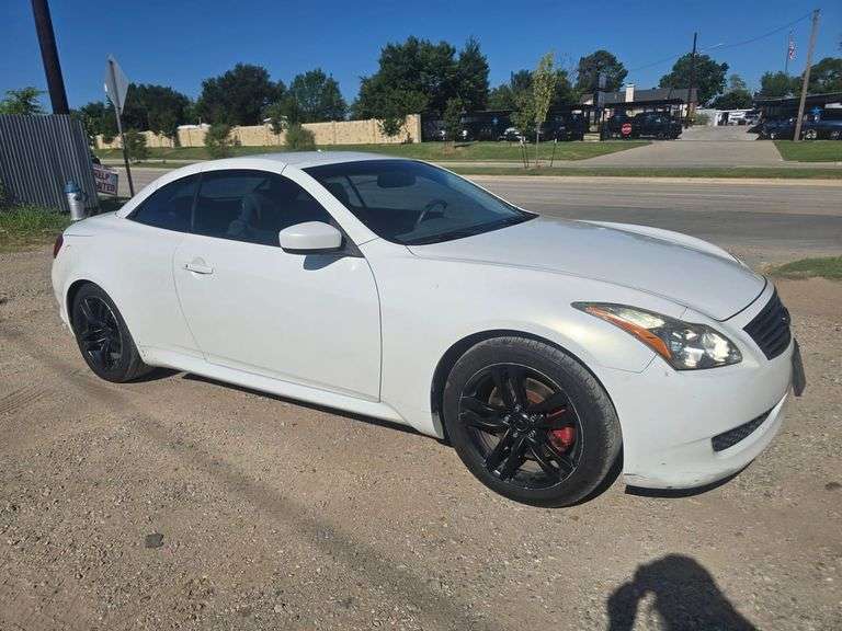 2010 INFINITI  G37