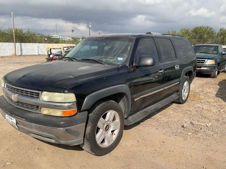 2004 CHEVROLET  SUBURBAN