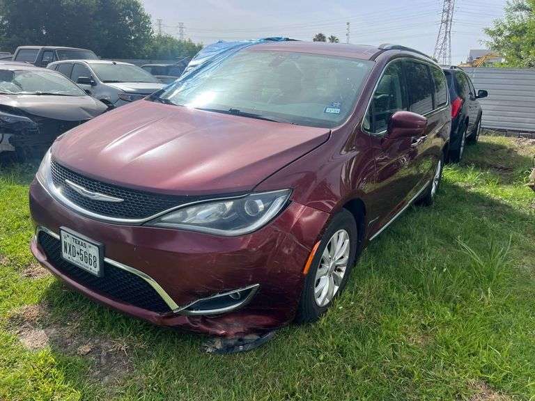 CHRYSLER  Pacifica