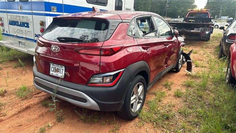 2023 HYUNDAI  KONA
