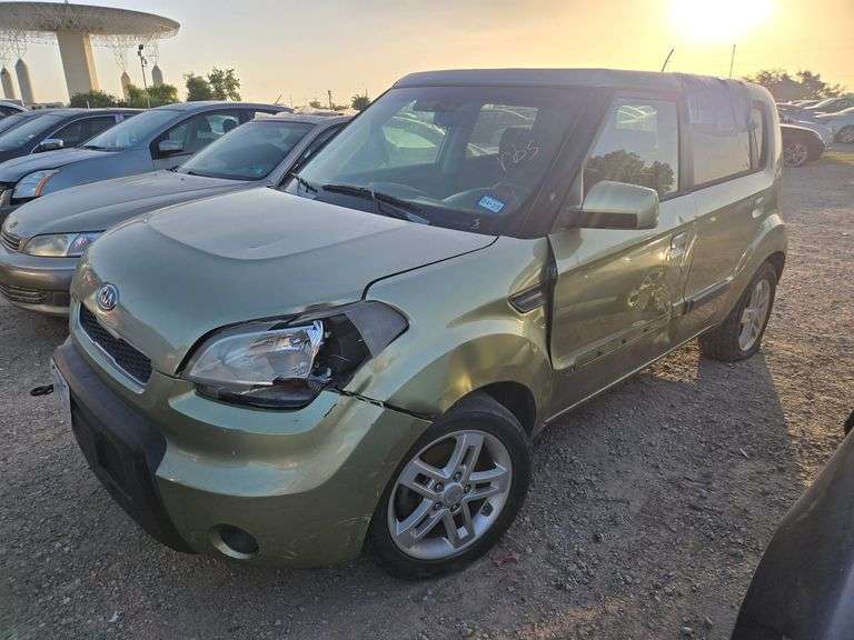 REBUILT SALVAGE-2010 KIA  SOUL