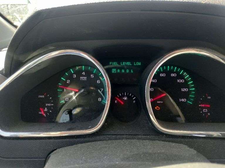 2011 CHEVROLET  TRAVERSE