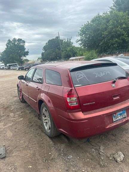 2006 DODGE  MAGNUM