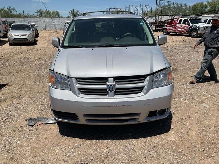 2010 DODGE  GRAND CARAVAN