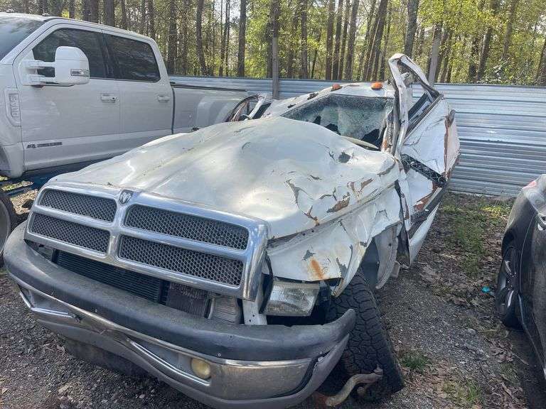 2002 DODGE  RAM CHASSIS CAB
