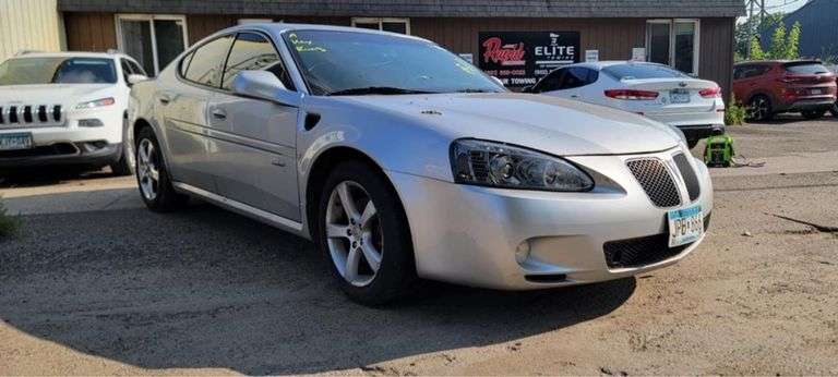 2006 PONTIAC  GRAND PRIX