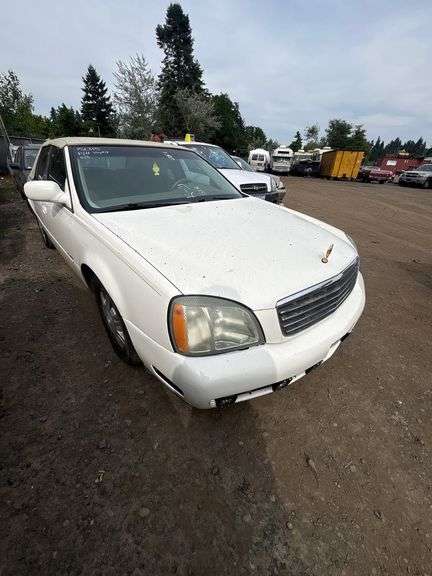 2004 CADILLAC  DEVILLE