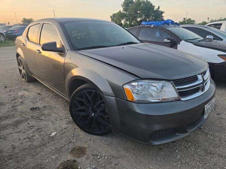 2013 DODGE  AVENGER