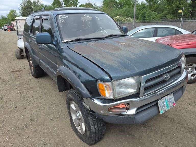 1997 TOYOTA  4-RUNNER