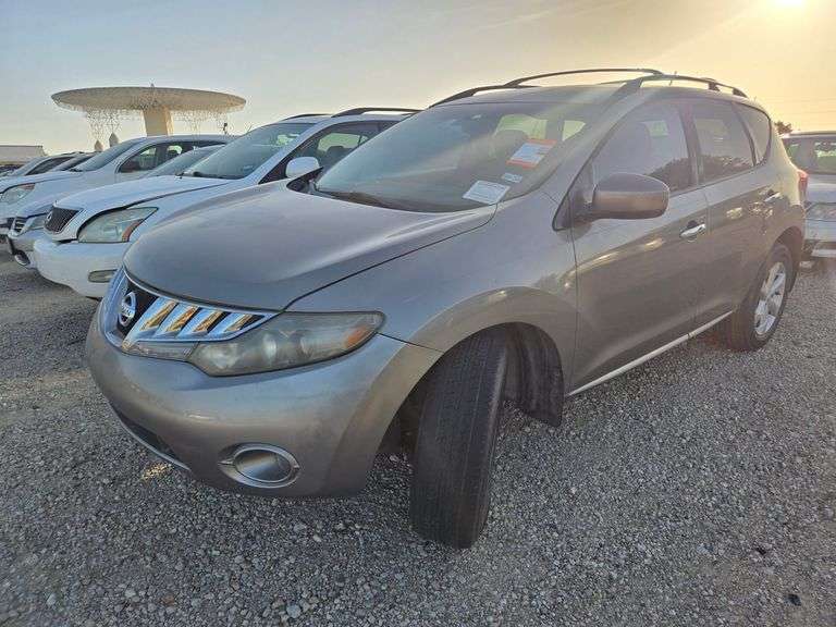 2010 NISSAN  MURANO