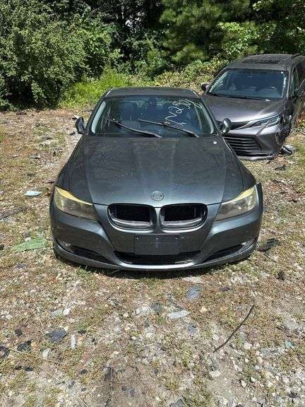 DERELICT PARTS ONLY -2009 BMW  328I