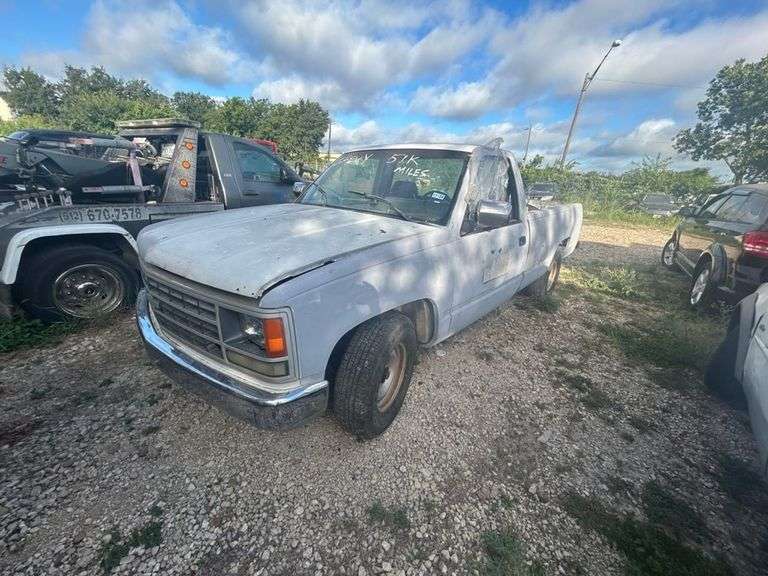 1989 CHEVROLET  GMT-400
