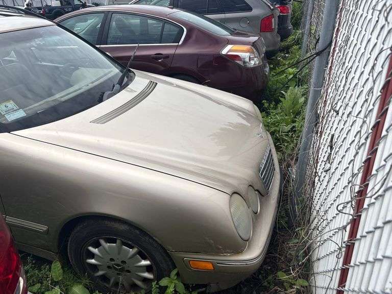 2002 MERCEDES-BENZ  E-CLASS