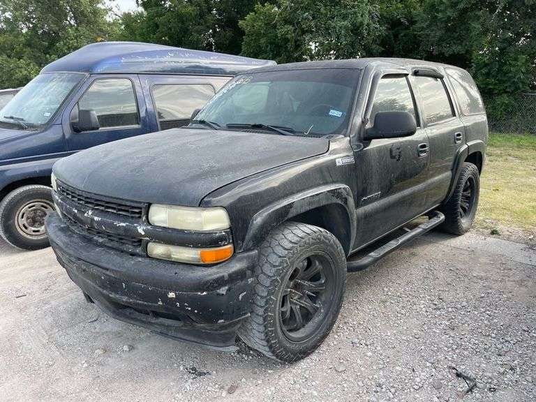 2001 CHEVROLET  TAHOE