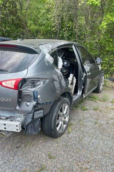 DERELICT-2017 INFINITI  QX50