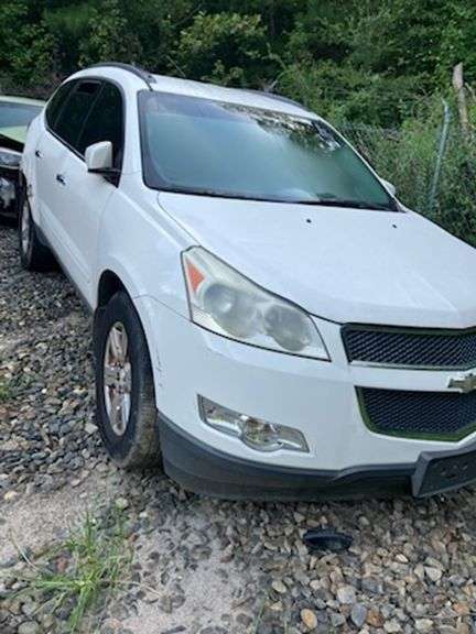 2011 CHEVROLET  TRAVERSE