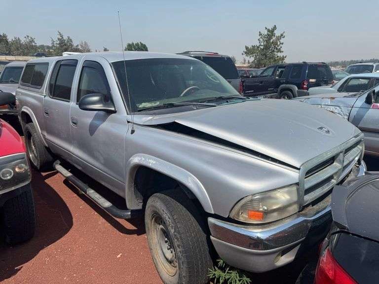 2004 DODGE  DAKOTA