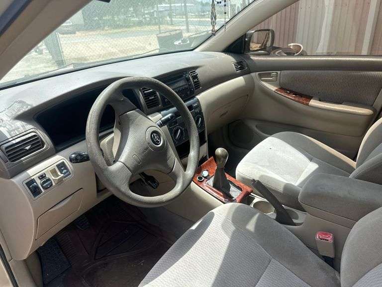 2006 TOYOTA  COROLLA
