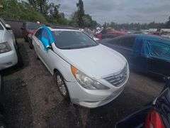 2013 HYUNDAI  SONATA