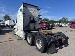 2016 FREIGHTLINER  CASCADIA