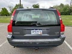 Clean Title - 2004 VOLVO  V70