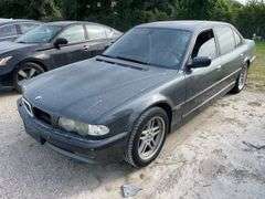 2001 BMW  740IL