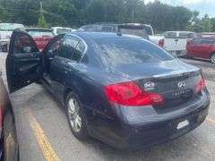 2010 INFINITI  G37