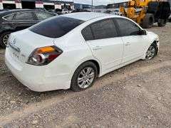 2010 NISSAN  ALTIMA