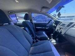 2008 NISSAN  VERSA