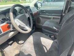 2008 CHRYSLER  TOWN AND COUNTRY