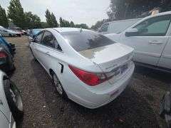 2013 HYUNDAI  SONATA