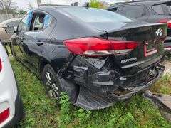 2018 HYUNDAI  ELANTRA
