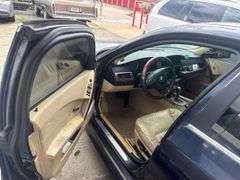 2006 BMW  525I