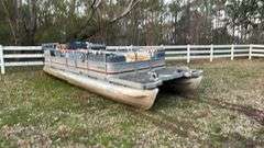 - SWEETWATER  PONTOON