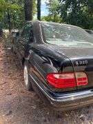 DERELICT PARTS ONLY -2000 MERCEDES-BENZ  E-CLASS