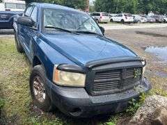 2005 DODGE  DAKOTA