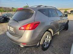 2010 NISSAN  MURANO