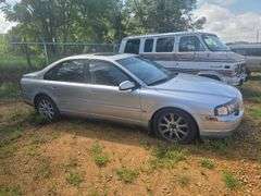 2003 VOLVO  S80