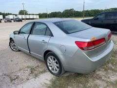 2010 LINCOLN  MKZ