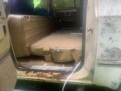 1984 CHEVROLET  SUBURBAN