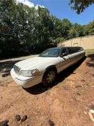 DERELICT PARTS ONLY -2007 LINCOLN  TOWN CAR