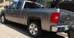 Clean title - 2009 CHEVROLET  SILVERADO