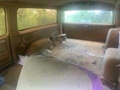 1984 CHEVROLET  SUBURBAN
